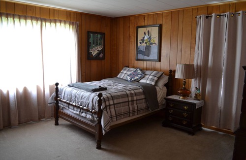 Pelican House | Country Home on a Cattle Farm. Peaceful and Quiet