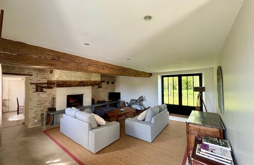 Segre-en-Anjou-Bleu House | COUNTRY HOUSE - 25min FROM ANGERS