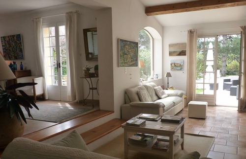 Pujaut House | COUNTRY HOUSE 10 minutes from AVIGNON