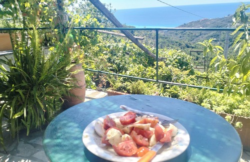 Lavagna House | Country house 6 km from the sea of Tigullio
