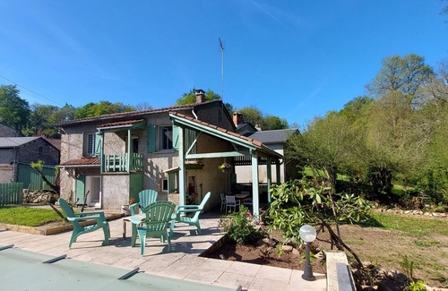 Lasfaillades House | Country house, authentic, with swimming pool.