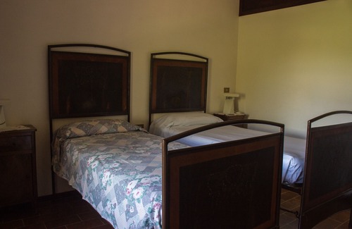 Cantalupo Other | Country House Carmelita - a rustic stone manor house into the vineyards