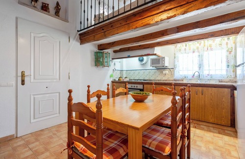 Deltebre House | Country House 'Caseta Montanyana' with Private Terrace, Private Garden and Wi-Fi