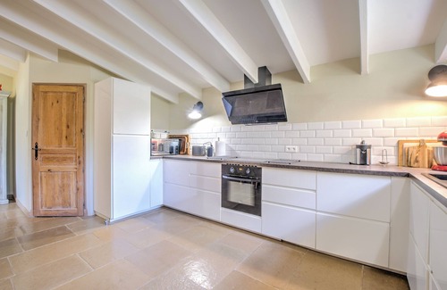 Molieres Villa | Country House 'Demeure Rénovée De Standing' with Private Pool, Private Terrace and Wi-Fi