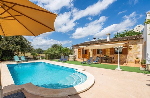 Maria de la Salut Villa | Country House 'Casita Rafal Roig' with Mountain View, Wi-Fi and Air Conditioning