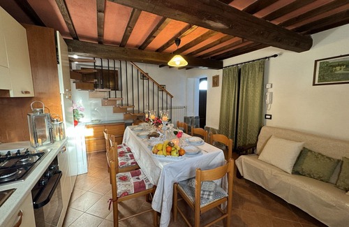 Buti Other | Country House/Farm House in Buti with 4 bedrooms sleeps 8