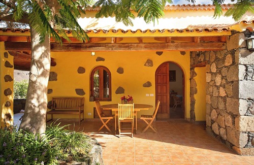 Mogan Villa | Country House "Finca Los Dioses" in the Heart of Nature with Mountain View, Garden & Terrace