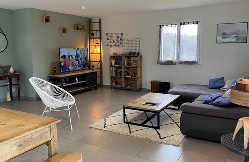 Brignac-la-Plaine House | Country house on family property