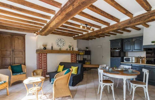 Muneville-sur-Mer Cottage | Country house near Granville