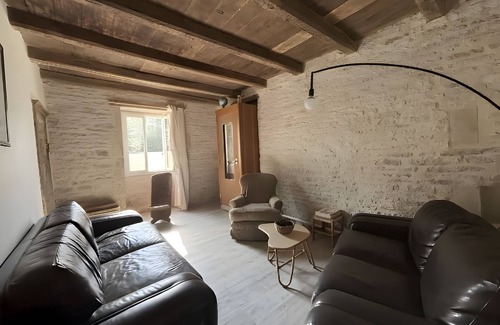 Chamesson House | Country House “Gîte De Scène” with Private Terrace