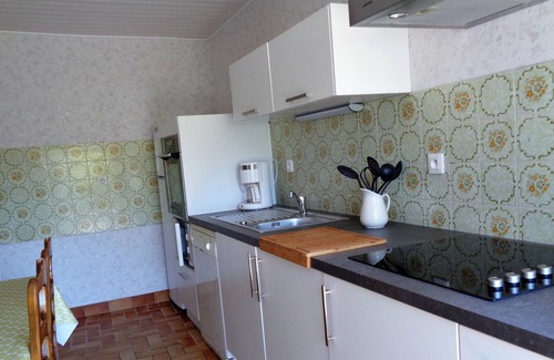 Roz-sur-Couesnon House | Country house in the bay of Mont St Michel. Quiet and pleasant site