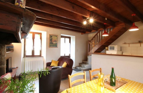 Cambernon Cottage | Country house in Cambernon, 4 ppl, fireplace