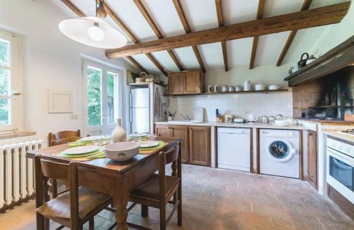 Citta della Pieve House | Country House 'La Francesca' with Private Pool, Private Garden and Wi-Fi
