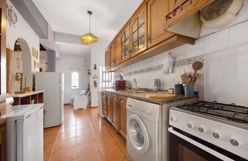 Fonte do Bispo Villa | Country House 'Marine House' with Mountain View, Wi-Fi and Air Conditioning