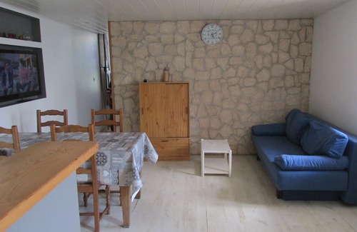 Les Bondons House | Country house, near the Menhir trail
