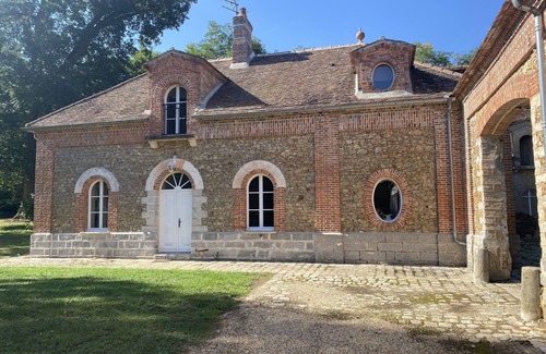 Voulx House | Country house next to a golf course, in the Fontainebleau region.