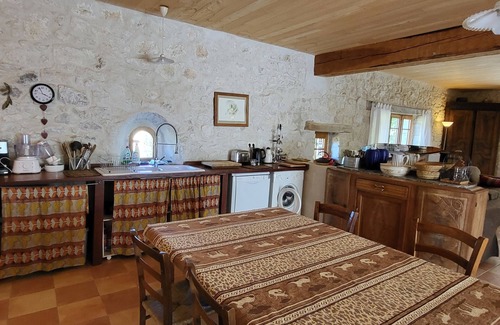 Penne-d'Agenais House | Country house with heated pool for 9 people, dog welcome