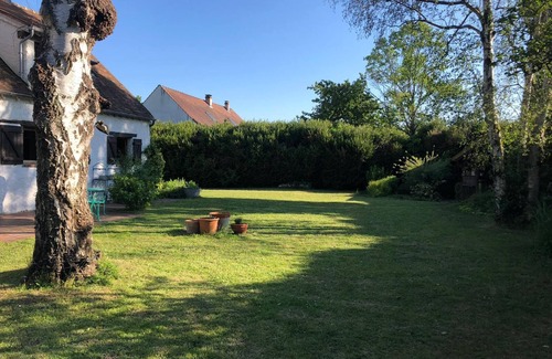 Villemarechal Villa | Country House with Private Terrace and Private Garden