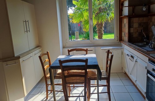 Pleguien House | Country house with 800 m2 of land