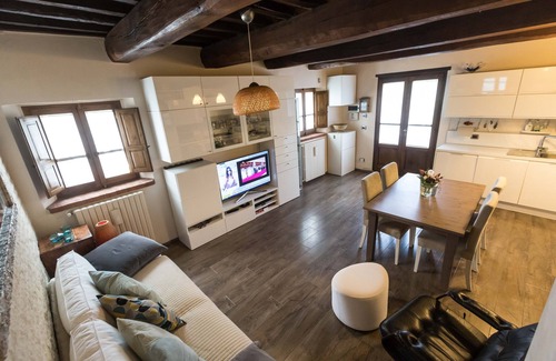 Montone House | Country house with big garden in Montone, 25 min drive from Perugia airport