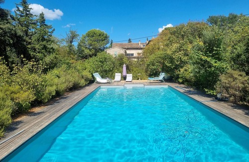 Grillon House | Country house with large swimming pool in the woods, near Grignan