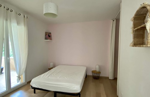 La Celle House | Country house with pool