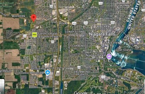 Niagara Falls House | Country in the City - Wonderful Complimentary Breakfast Delivered Daily to House