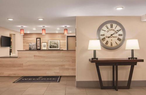 Gatlinburg - Pigeon Forge Hotel | Country Inn & Suites by Radisson, Pigeon Forge South, TN