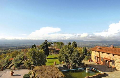 San Donato in Fronzano Apartment | Country Estate Fattoria degli Usignoli