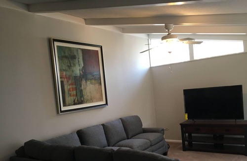 Independence House | Country living in the city by the stadiums