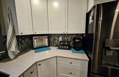 Gallatin House | COUNTRY LIVING JUST 3 MILES FROM GALLATIN SQUARE