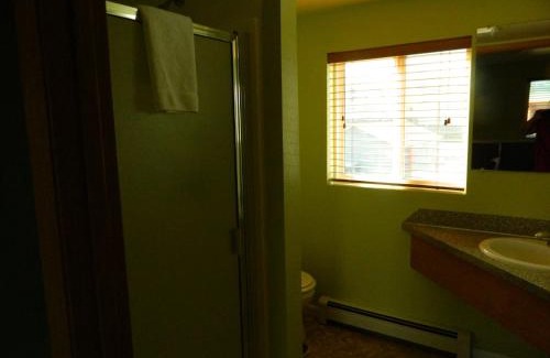 Livingston Hotel | Country Motor Inn
