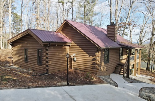 Blairsville Cabin | Country Mountain Cabin 2 King Suite Hot Tub