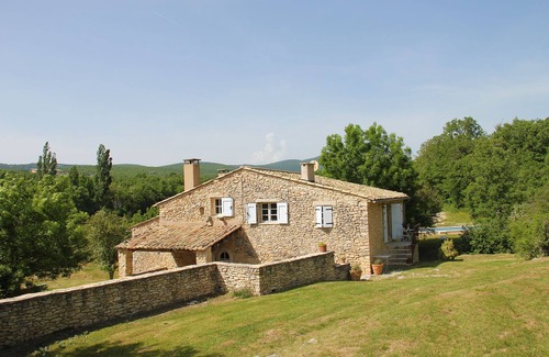Banon House | Country property, peace, sun and freedom
