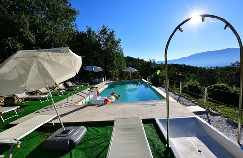 Rignano sull'Arno Cottage | COUNTRY RESORT THE ASH