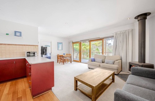 Wonga Park House | Country Retreat 3 Cottages | Pool | Mountain Views