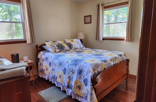 Hickman Other | Country Retreat Farmhouse close to fishing lakes and a scenic parkway