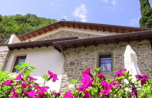 Arlia House | Country retreat in the northern Tuscan hills near 5 Terre