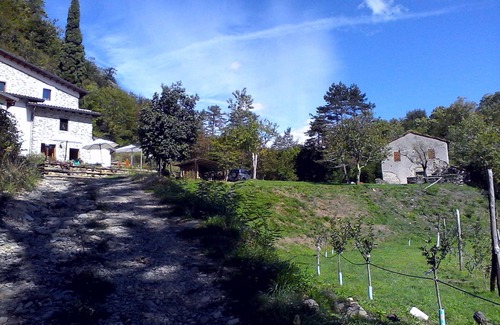 Arlia House | Country retreat in the northern Tuscan hills near 5 Terre