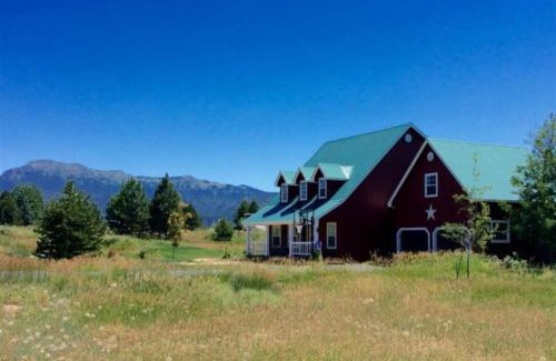 McCall House | Country Retreat