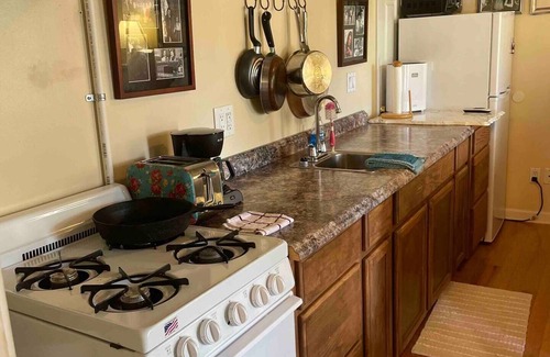 Camden Apartment | Country Sweethearts Private Studio