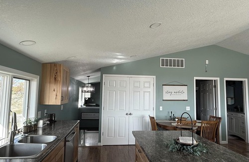 Liberty Mills House | Country View Retreat - 3 bedroom, Private family-friendly home
