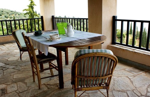 Xylokastro-Evrostina Villa | Country villa with amazing view, close to important sites and beaches.