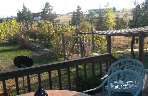 Belle Fourche House | Country Vineyard Sturgis area Getaway