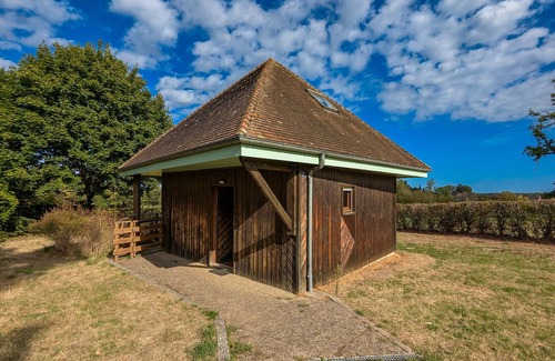 Orsennes Cottage | Countryside Chalet by the Water: 2BR, Terrace, Pets Welcome