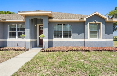 Ocala House | Countryside Comfort 5 MIN WEC, FAST & 15 min HITS, 1 acre 2 KING BED. Near I-75