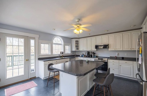 Bethel House | Countryside Escape by Swimming w/Fire Pit, Grill