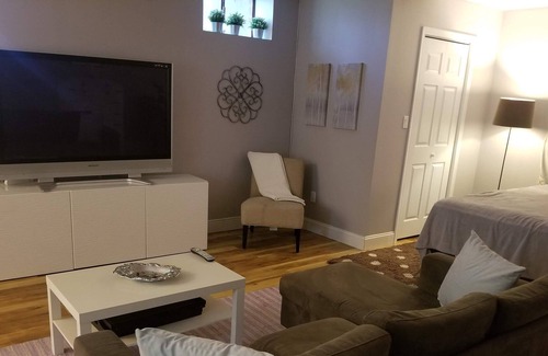 Dickerson Apartment | Countryside Getaway in the Agricultural Reserve