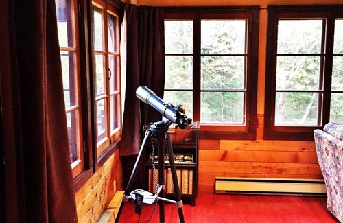 St-Adolphe-d'Howard Ski Chalet | Coup de Foudre - Le nid de vacances dont vous rêvez! (Privé/Foyer) - #296742