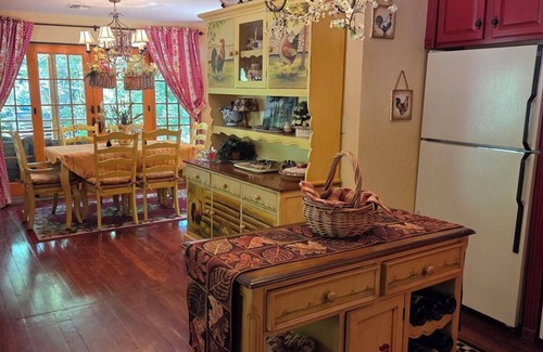 Christopher Creek Cabin | Couple's Retreat on the Creek with Outdoor Spa & Fireplace